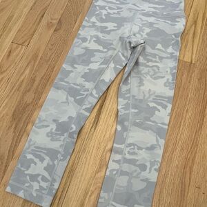 Lululemon Athletica Gray Camouflage Leggings